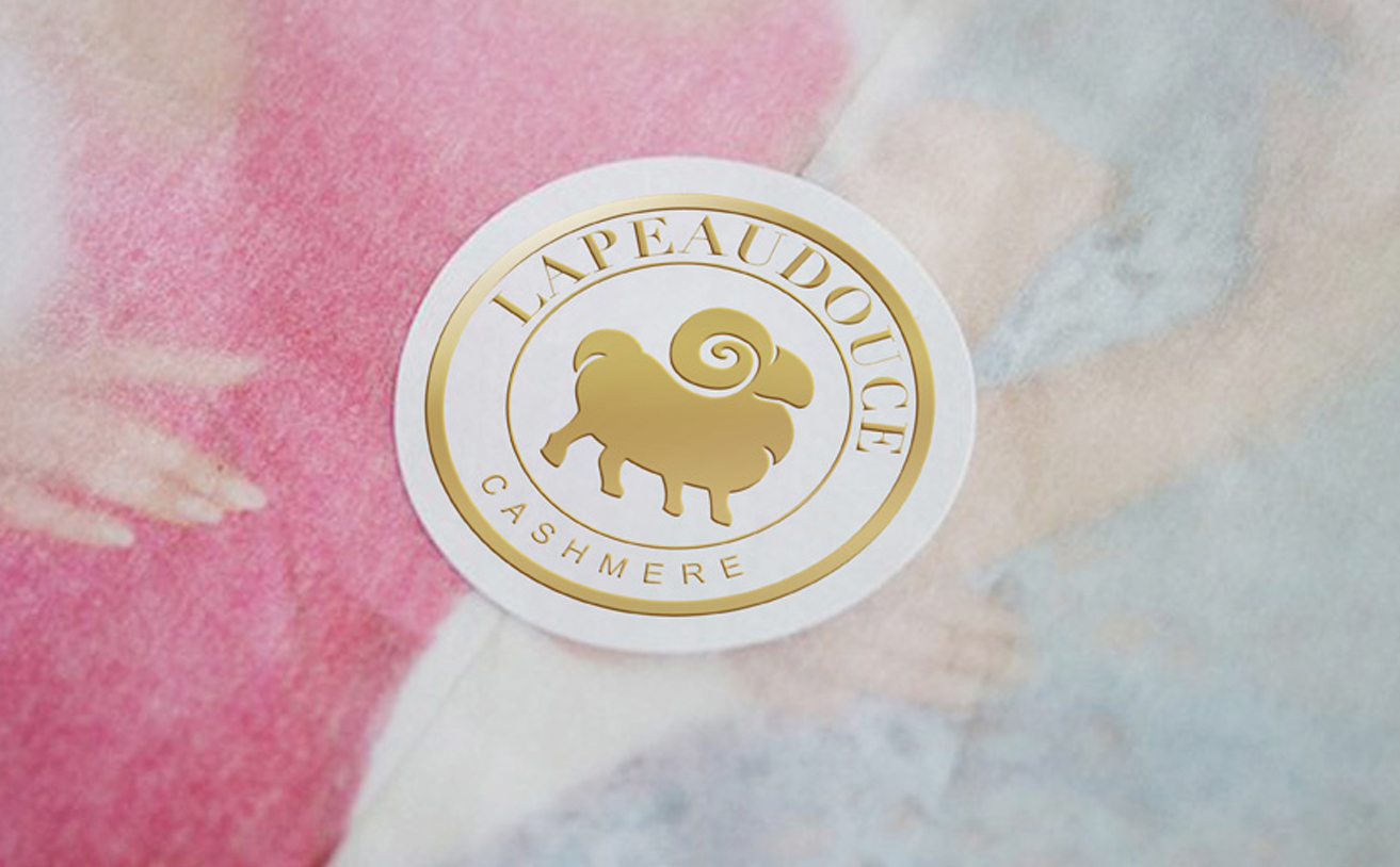 羊絨衫品牌設(shè)計(jì),服裝專賣(mài)店設(shè)計(jì)