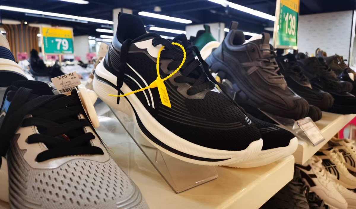 美御品牌策劃小編深入探討運(yùn)動(dòng)鞋品牌打造的全過程 美御品牌策劃小編深入探討運(yùn)動(dòng)鞋品牌打造的全過程